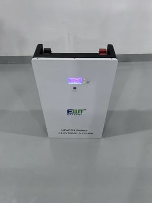 Купить Надежная батарея EWT LiFePO4 51.2V 100Ah 5,12kWh для солнечных систем дома и вне сети Производство в сети