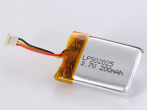 LP502025 200MAH Экологически чистый литий-полимерный аккумулятор 12 месяцев 3.7В напряжение и 150-200 Wh/kg плотность энергии