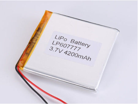 LP607777 3,7V 4200MAH литий-полимерная батарея с защитой от перезарядки и методом зарядки CC/CV от производителей