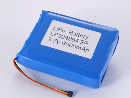 500 циклов 3.7V 6000mAh Литий-ионная батарея для литий-полимерной ячейки класса А Температура разряда -20°C до 60°C